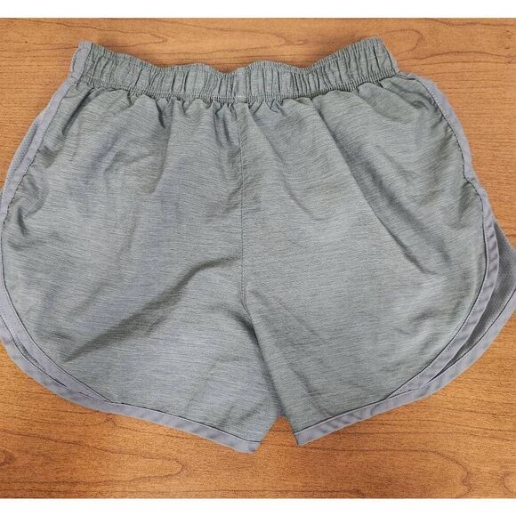 Nike SMALL grey Dri-fit shorts. Fully lined - Picture 2 of 8